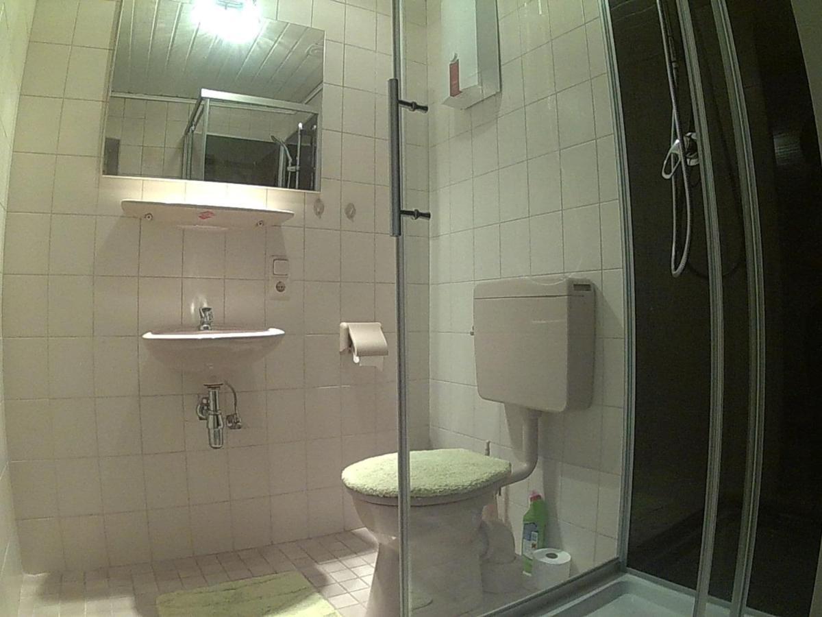 Very Comfortable House With Bathrooms And A Garden Mürlenbach Kültér fotó